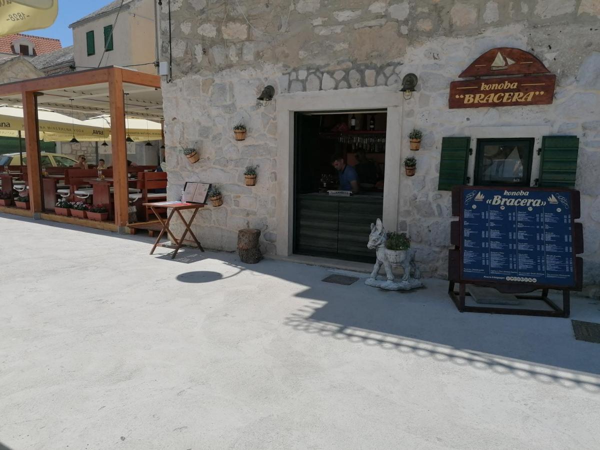 Apartman Bracera Primosten Exterior photo